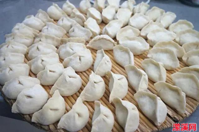 详细阅读:全国哪的饺子好吃?经过评选,这5个地方连续上榜,有你家乡吗? 全国哪的饺子好吃?经过评选,这5个地方连续上榜,有你家乡吗?