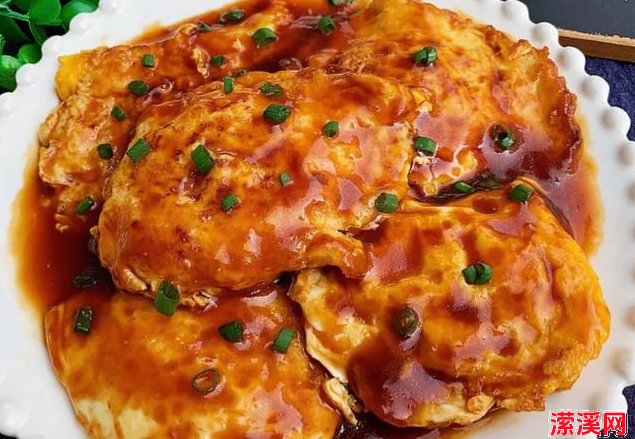 糖醋花生酱鸡蛋味道鲜美，营养丰富，具备多种健康功效