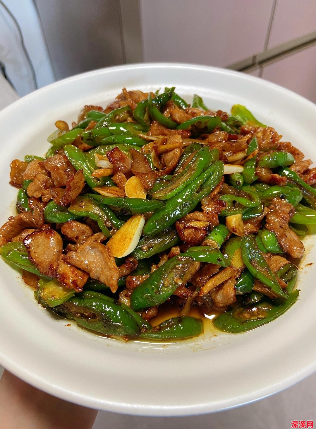 详细阅读:经典家常,香辣美味,色香诱人——辣椒炒肉 经典家常,香辣美味,色香诱人——辣椒炒肉