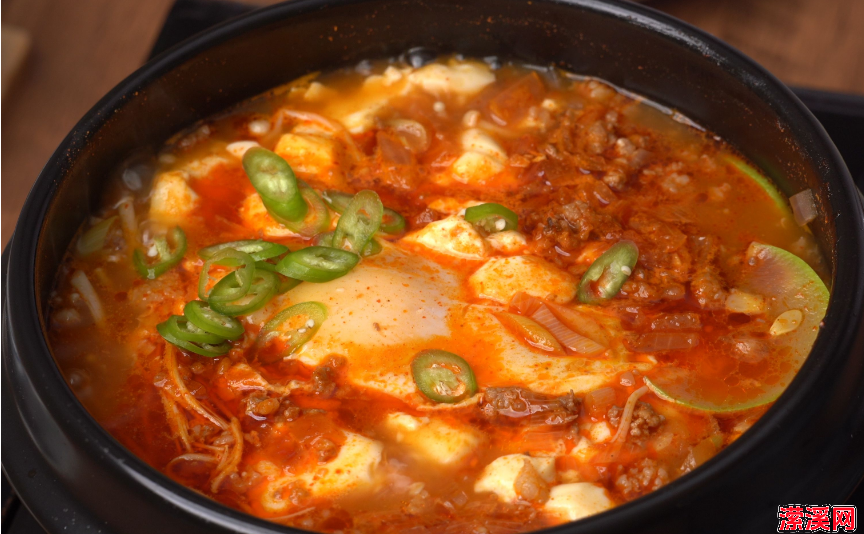 嫩豆腐汤的做法大全，这碗香菇豆腐汤大人小孩都爱喝