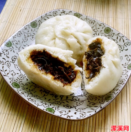 梅干菜包子馅怎么调好吃，梅干菜鲜肉包的家常做法