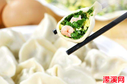 韭菜虾仁饺子馅的做法，教你做韭菜虾仁三鲜馅饺子