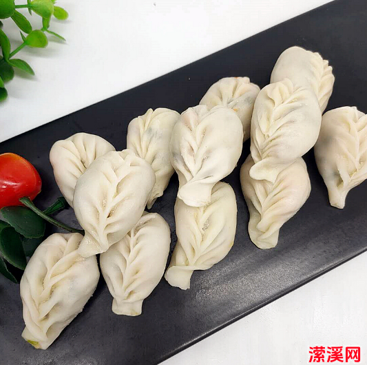 柳叶饺子的包法，2分钟就能学会柳叶蒸饺的包法