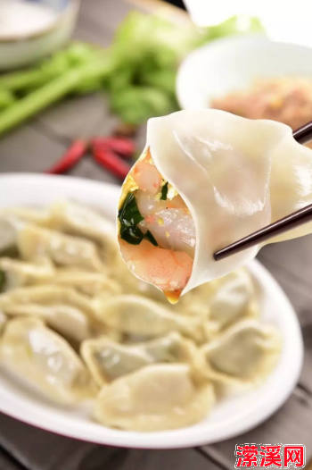 三鲜虾仁饺子馅的做法，虾仁三鲜馅饺子的简单做法