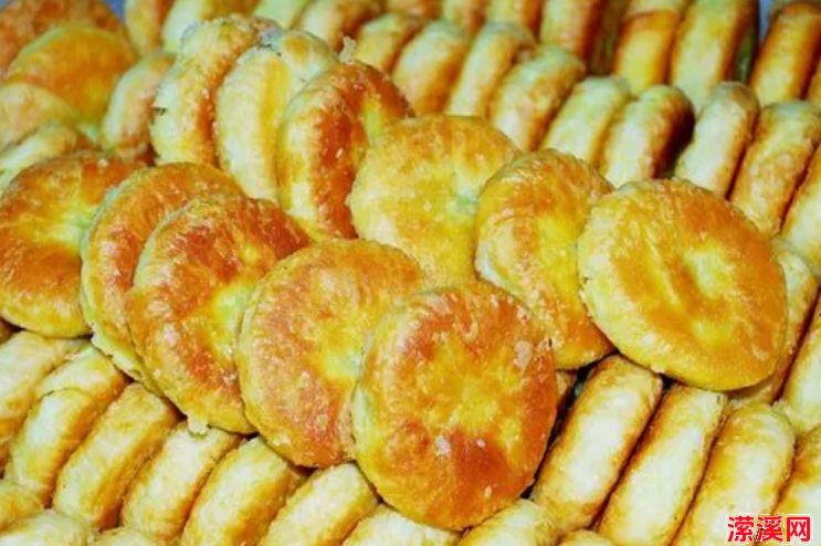 老式酥饼的家常做法，柔软蓬松的老式小酥饼这样做