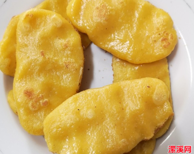 玉米锅边馍的做法大全，教你玉米面大锅贴饼的做法