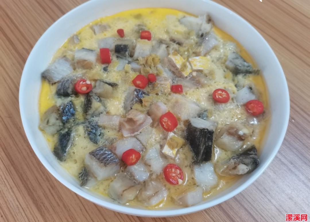 详细阅读:鲜美滋补黄鱼鲞蒸鸡蛋,家常味道温馨上桌 鲜美滋补黄鱼鲞蒸鸡蛋,家常味道温馨上桌