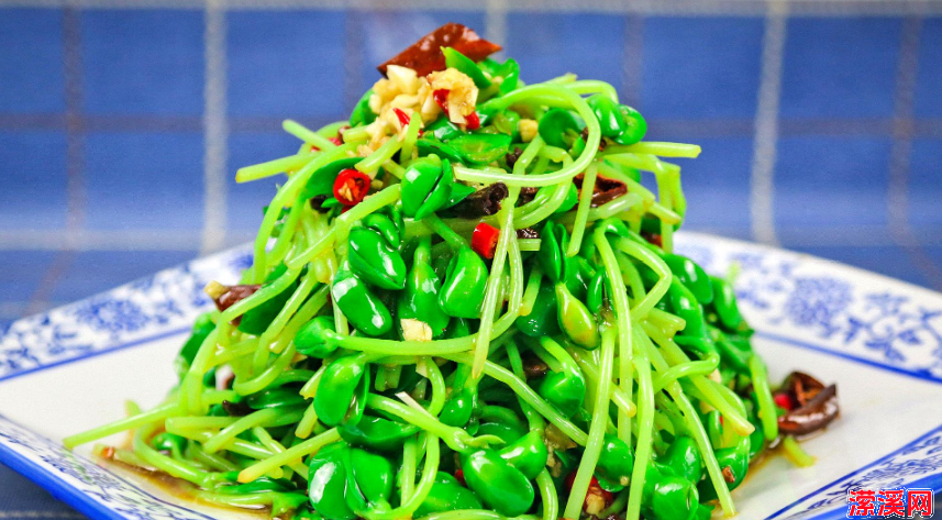 简单又美味的小炒豌豆苗，清香翠绿