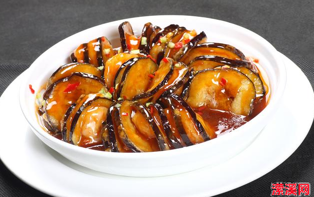 酱香茄子年夜菜必入，自己在家也能做出来