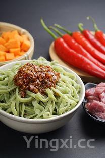 凉面条怎么做好吃又简单,适合夏天的调料配方有吗?，凉面条怎么做好吃