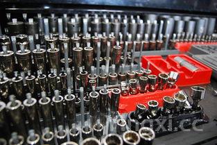 白酒如何加工出来:探秘从原料到佳酿的全过程