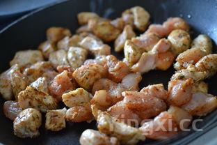 白酒炒鸡选啥鸡?这些鸡种让美味升级