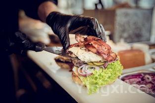 烧烤烤鱼的制作方法,烧烤摊上的烤鱼做法