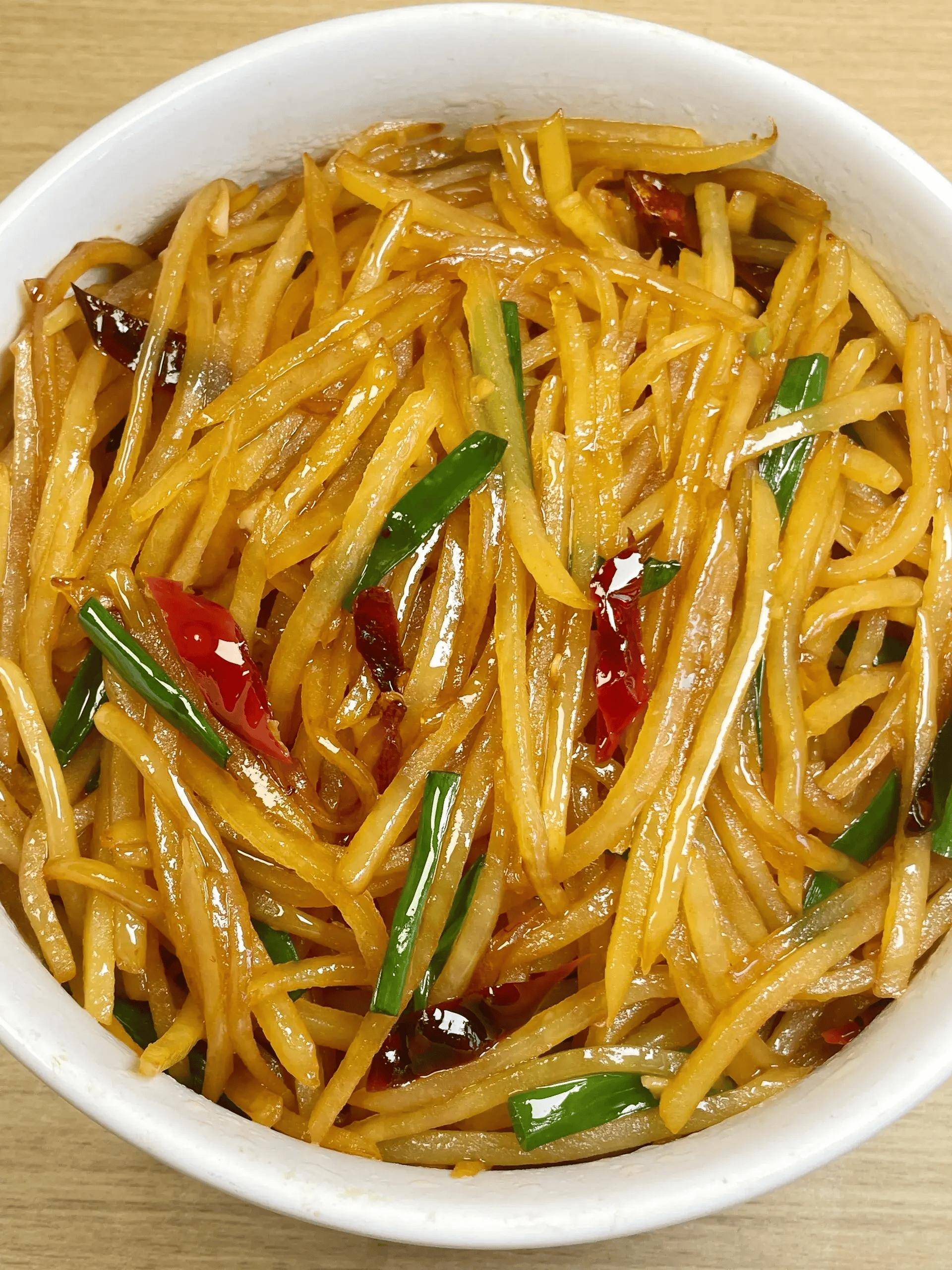 土豆丝怎么做好吃又简单,酸辣土豆丝怎么做好吃又简单